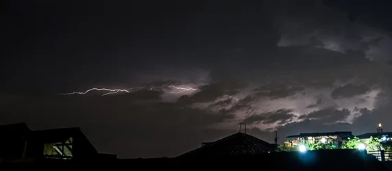 $lightning4forum.webp