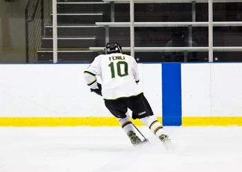 $Hockey-24.webp $Hockey-24.webp