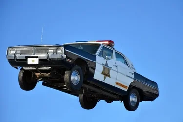 $flying car (625x417).webp