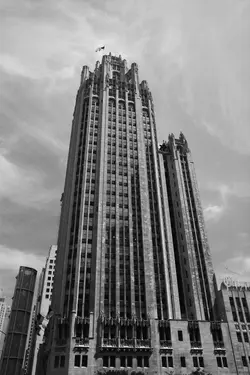 $Chicago 8 bw.webp