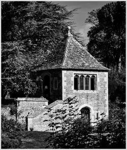 P1000254-EdwardianGazebo-GreatChalfieldManor-Atworth-Melksham-Wiltshire-BW.webp
