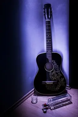 $guitar.webp