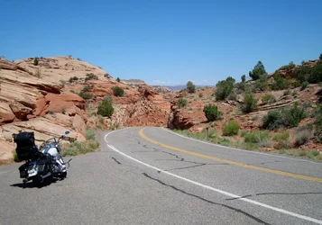 $Southern Utah road, 2009.webp