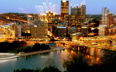 $Skyline Zoom Effect Smaller.webp