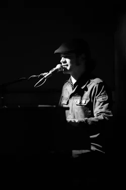 $dueling pianos-3.webp