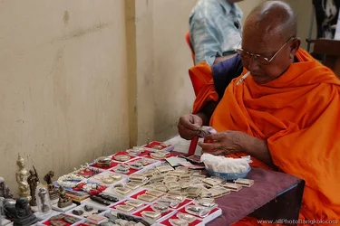 $Travel-Photography-Bangkok-Monks-Market.webp