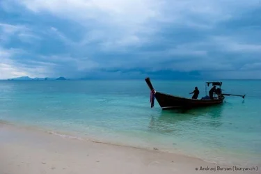 $storm-phuket-coral-island-koh-hae-thailand-510x340.webp