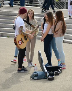 $busking.webp $busking.webp