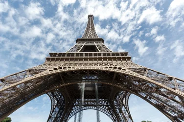 $Eifel Tower base.webp $Eifel Tower base.webp