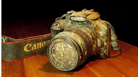 $ht_drowned_camera_thg_111129_wblog.webp