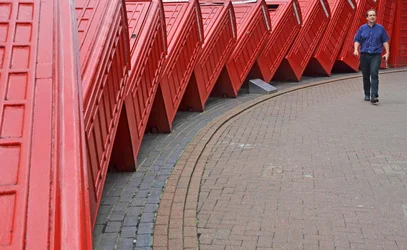 $w Phone Boxes 8.webp