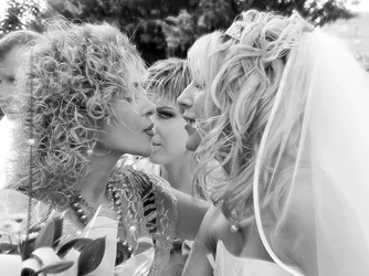 $5005-wedding-portrait.webp