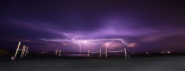 $20130822-lightning.webp
