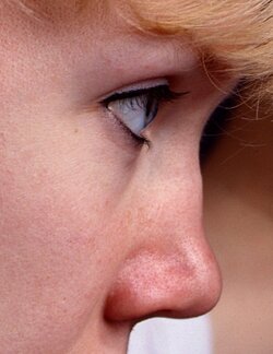 $Golden Girl Eye Detail.jpg