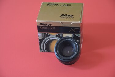 $nikon 50mm18d.jpg