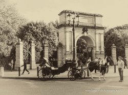 $Horse and carriage in front of Arch in Dublin - Sepia.jpg