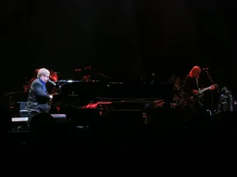 $Elton John - Madison Wi 3.22.12_2012 03 22_0363.webp $Elton John - Madison Wi 3.22.12_2012 03 22_0363.webp