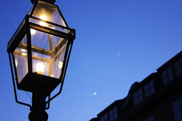 $street lamp.webp