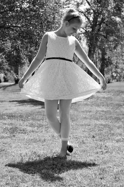 $Elizabeth Easter darken copy.webp