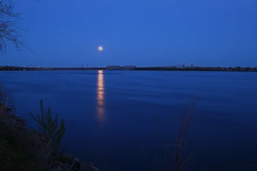 $SuperMoon_Small_6031.webp