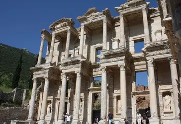 $celsus-library-005.webp