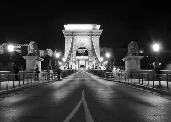 $Change_Bridge_Budapest_2013_BW.webp