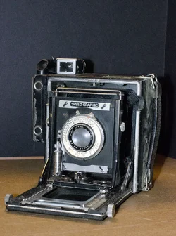 $Graflex_5522.webp