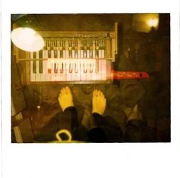 $pianofeet.webp $pianofeet.webp