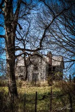 $oldhousefinal-5sm.webp
