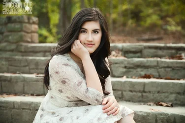 $senior-dress-steps-fashion-portrait.webp