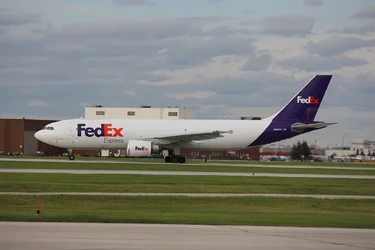 $FEDEX.webp