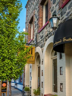 $main-street-artists027.webp
