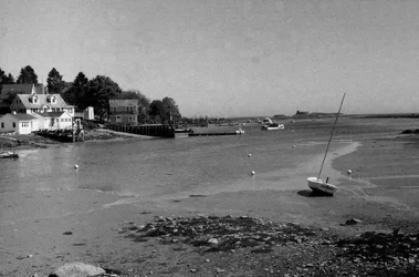 $Boat B&W.webp $Boat B&W.webp