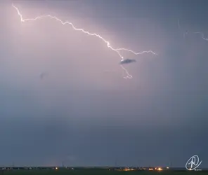 $Lightening 7 small (1 of 1).webp