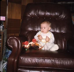 $baby me.webp $baby me.webp