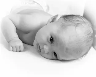 $On Belly.BW-4.webp
