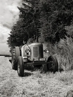 $tractor.webp $tractor.webp