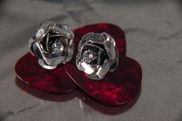 $Jewlery-4.webp