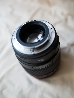 $canon_35l_04.webp $canon_35l_04.webp