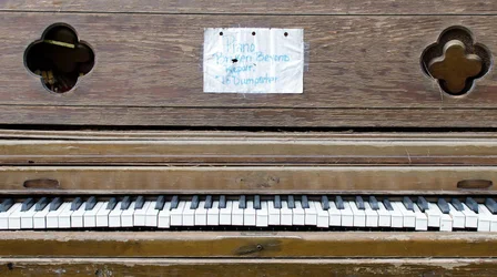 $PIANO-4.webp