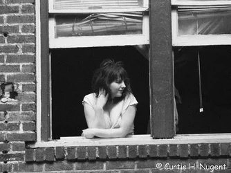 $Girl-B&W-1.webp