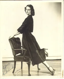 mom 281.webp