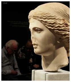 antiquityt sig.webp