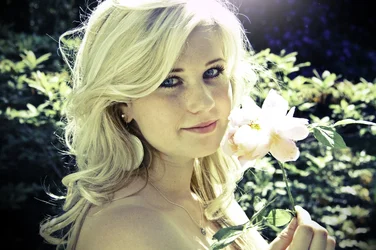 $Lena Arndt 1-Bearbeitet.webp $Lena Arndt 1-Bearbeitet.webp