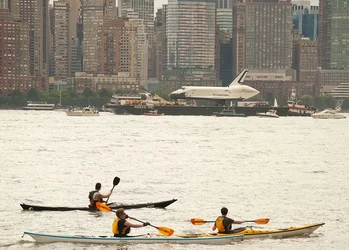 $shuttle-kayak.webp