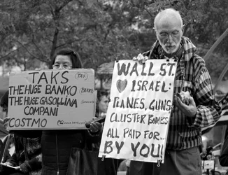 $New York 2011 733-bw.webp $New York 2011 733-bw.webp