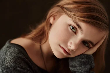 Desi0702.webp