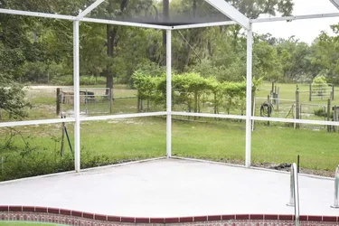 lens-sample--35---52mm.webp lens-sample--35---52mm.webp