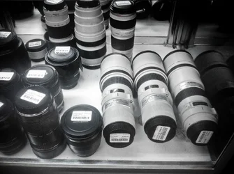 Canon used lenses_corner.webp