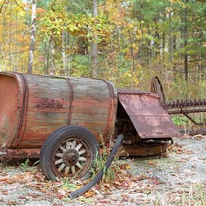 marphoto09-Old-Time Water Cart